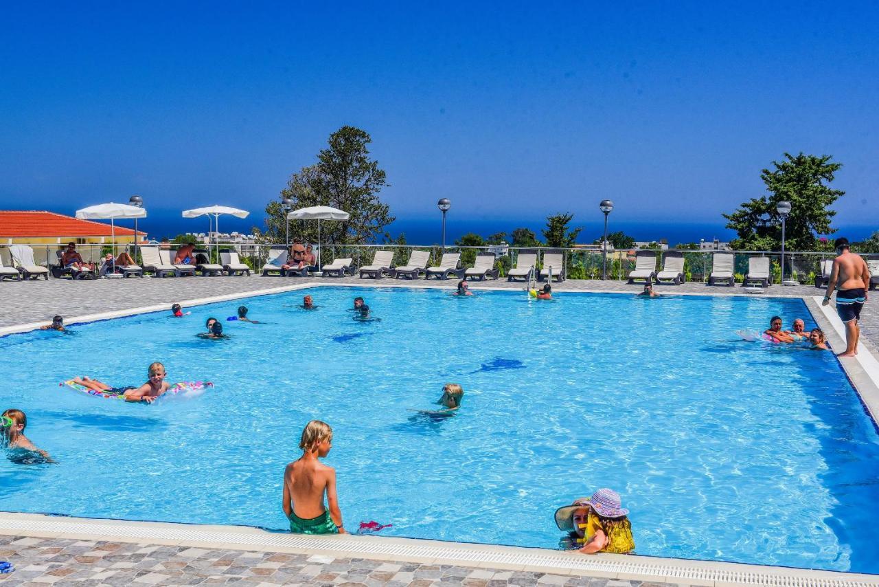 Riverside Garden Resort & Suna'S Beach Club Krini Luaran gambar